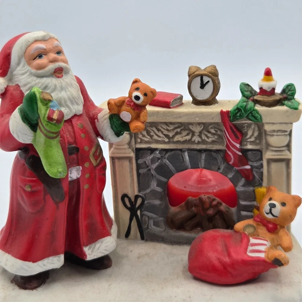 Christmas 1990 Ceramic Santa‎ By The Fireplace  4.75